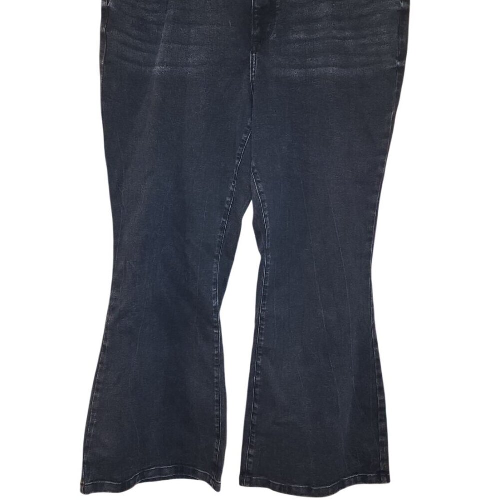 Ava & Viv Womens High-Rise Flare Jeans Size 17 Stretch Denim No-Gap Waistband Tu